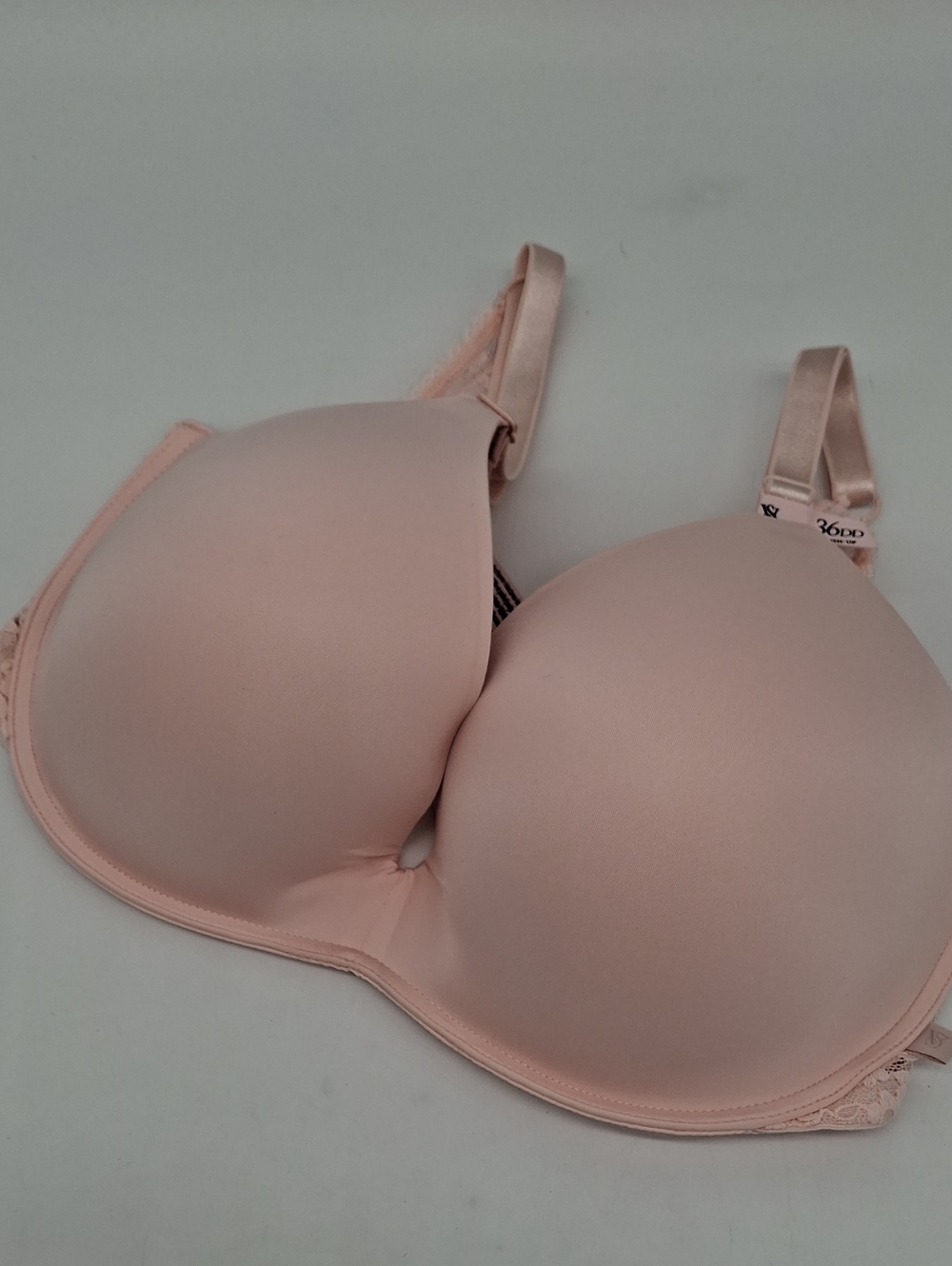 Victoria's Secret Sexy Tee Smooth Lacie Wireless Push-Up Bra Pink 36DD